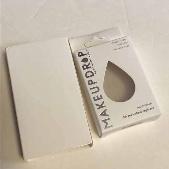 Makeup drop NWT - Picture 1 of 1